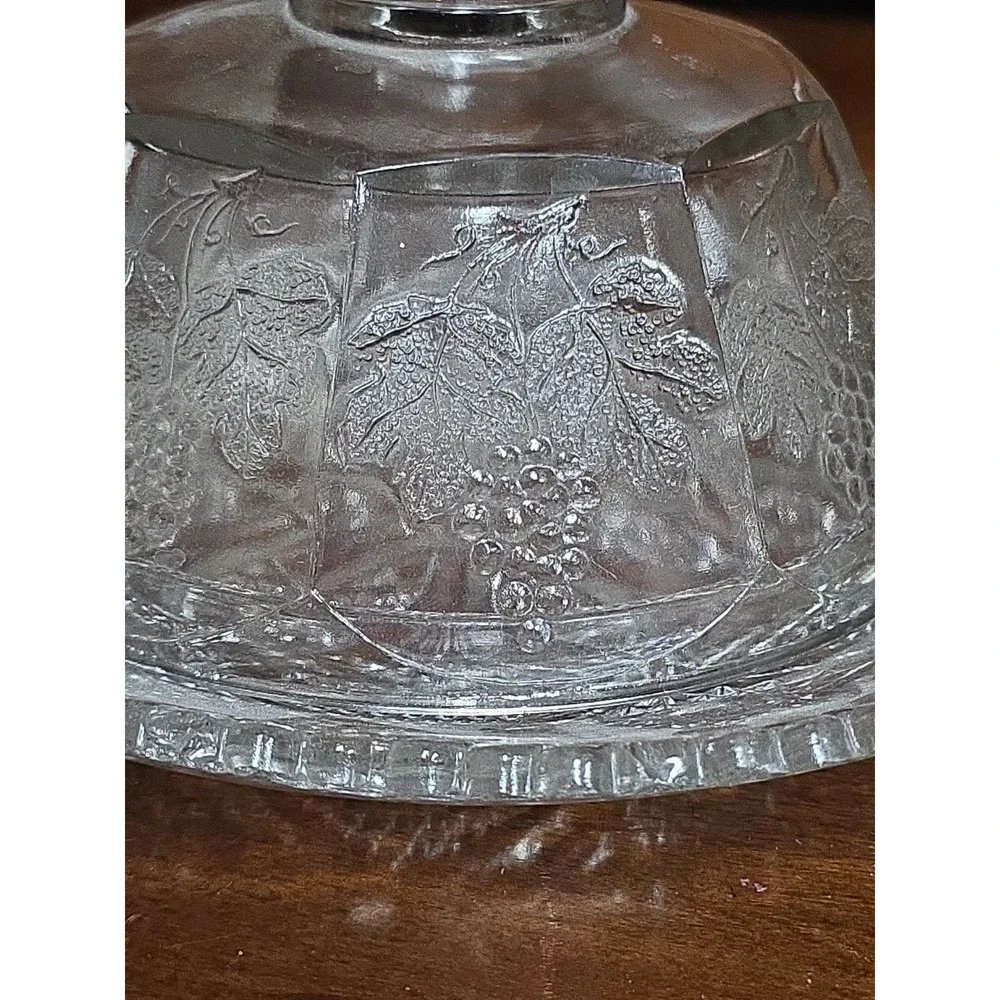 Vintage‎ Clear Butter Dish, Grapes,, Grape Leaves with Lid